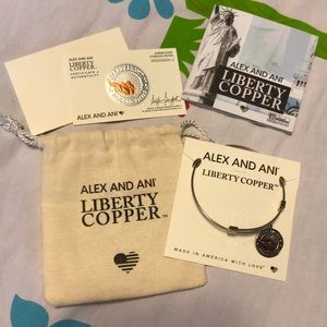 Alex and Ani Statue of Liberty 🗽 Copper bracelet